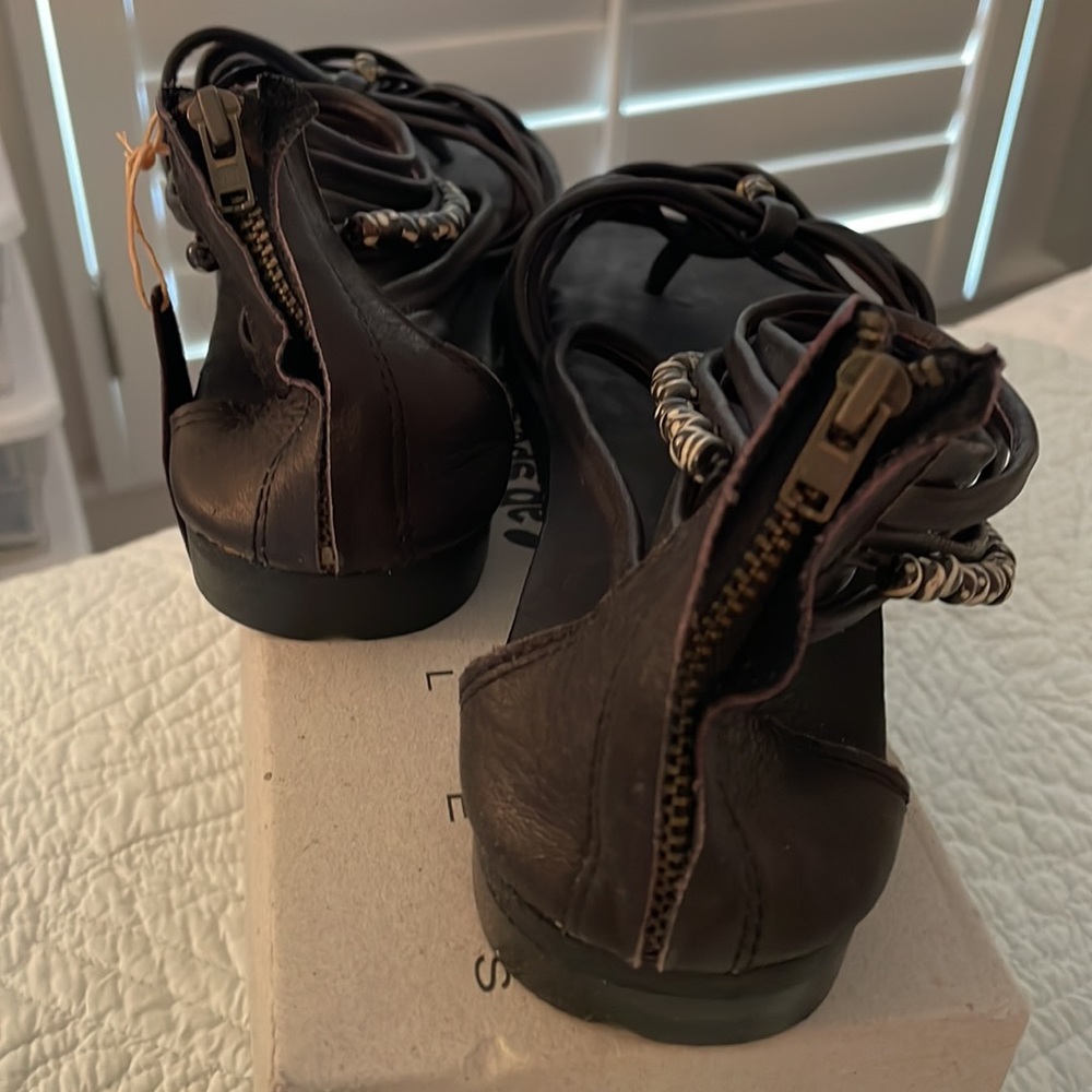 JP and Mattie black leather thong gladiator beaded sandal - Picture 3 of 9
